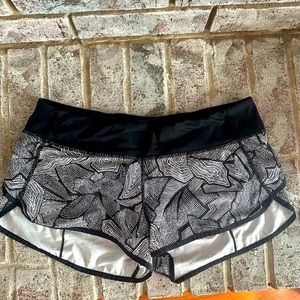 Lululemon low rise shorts. Size 10 black and white